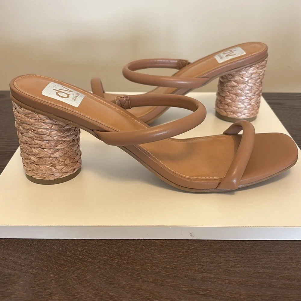 Dolce Vita Tan Heels Modern Minimalist Design